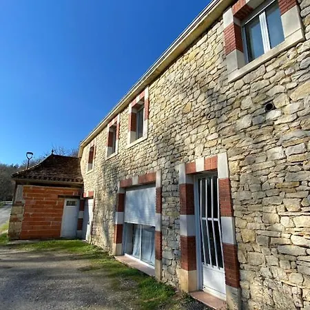 La Grange D'abel بيت للعطل *